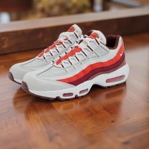 NIKE AIR MAX 95 Recraft Women's SZ 8 US NWOB,RUNNING & GYM SNEAKERS AUTHENTIC